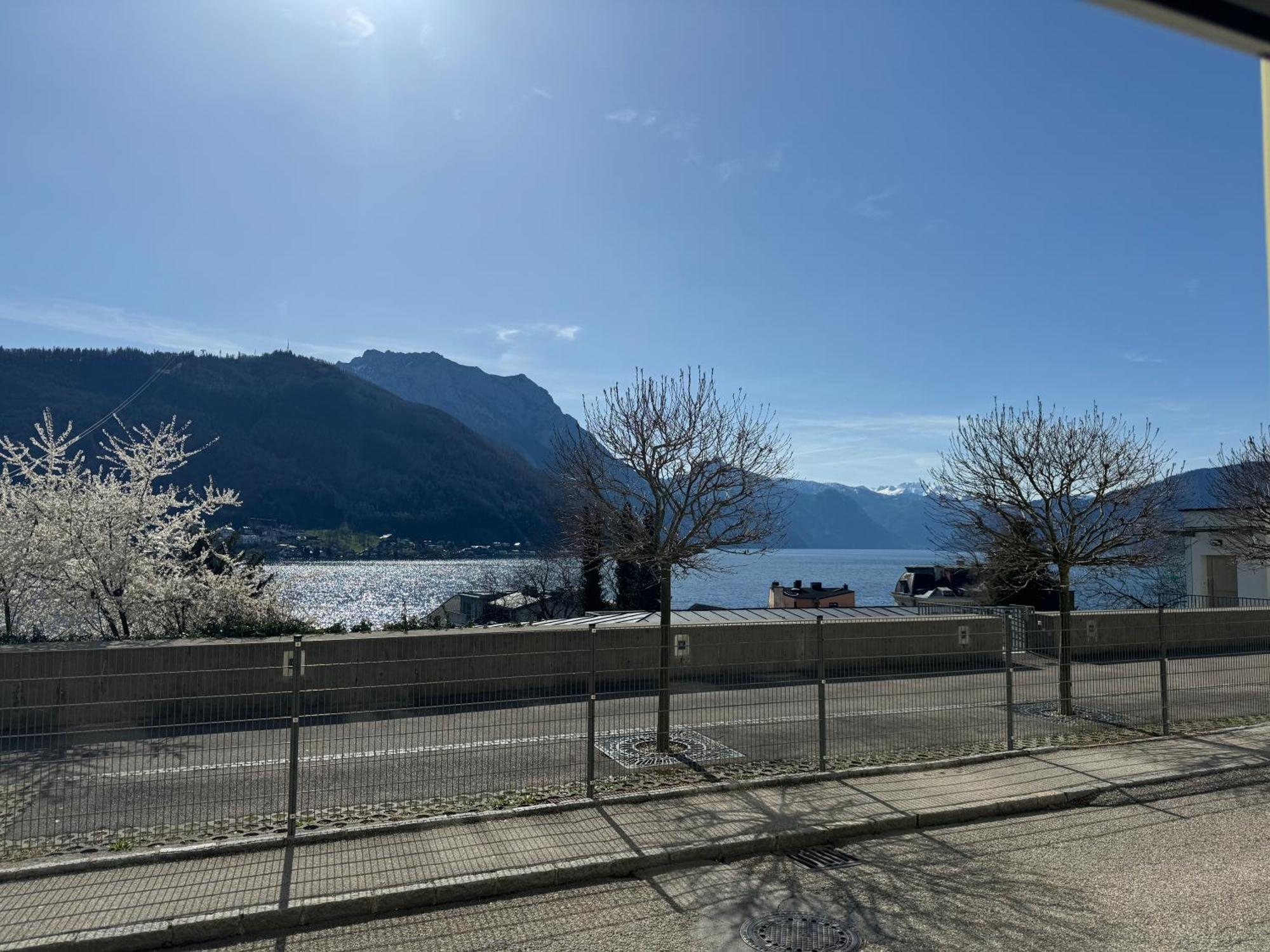 Seepanorama An Der Esplanade 2 * Gmunden